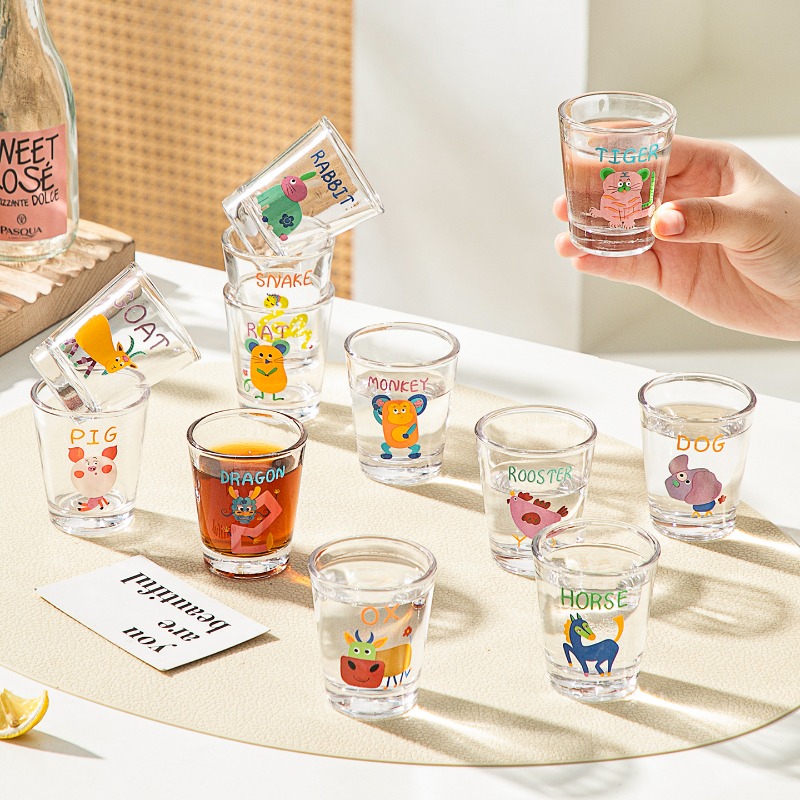 12개 세트의 50ml 미니 샷 글라스, 귀여운 디자인 - Home Bar Set 리뷰 및 가격